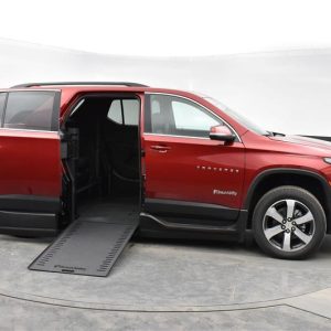 2023 Chevy Traverse 3LT BraunAbility Power Infloor Ramp – Southern Bus ...